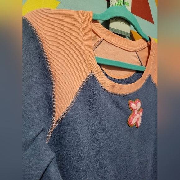 Tek Gear Women's Pullover Sweatshirt With Puffed Balloon Dog Patch Size XL - Picture 9 of 9